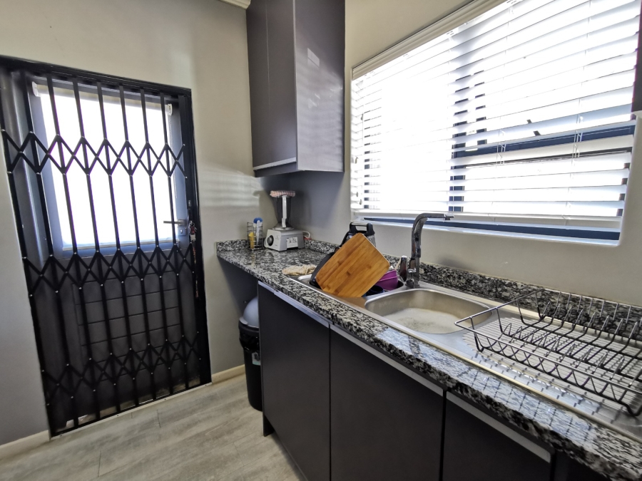 4 Bedroom Property for Sale in Beacon Bay Eastern Cape